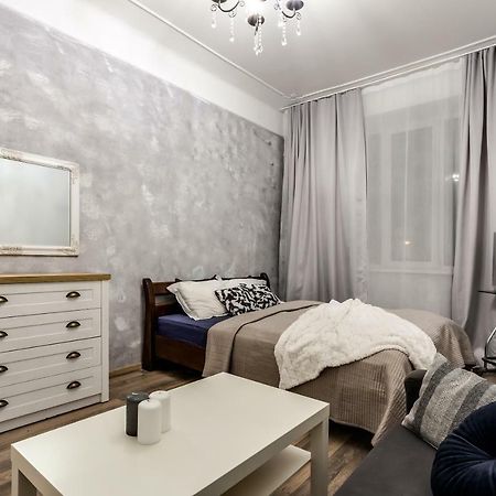 Apartment On Sharanevycha Lviv Exterior foto