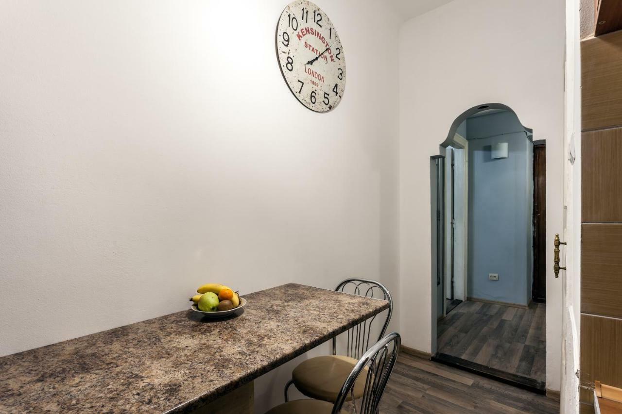 Apartment On Sharanevycha Lviv Exterior foto